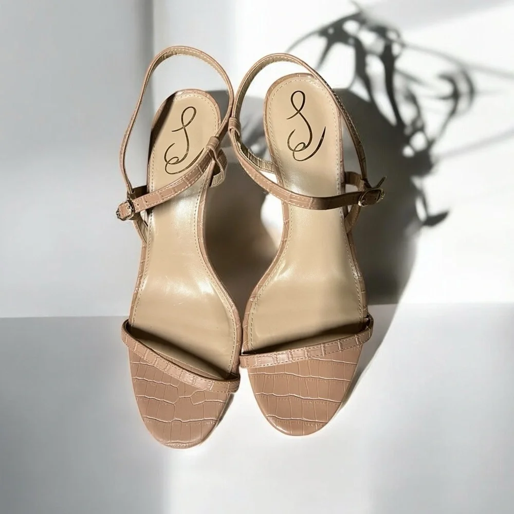 🌻NWOT Sam Edelman Tan 